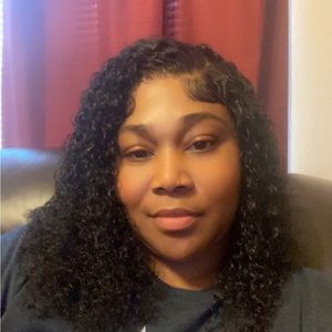 Meet your Posher, Zayis